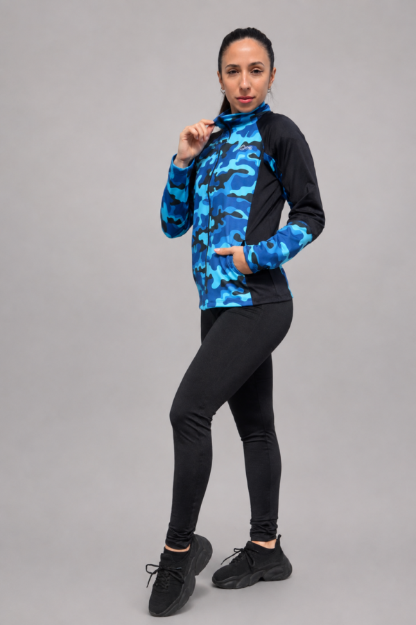 Campera Camo Azul - vista 3 Campera Camo Azul JAHNISI BAIRES vista 3