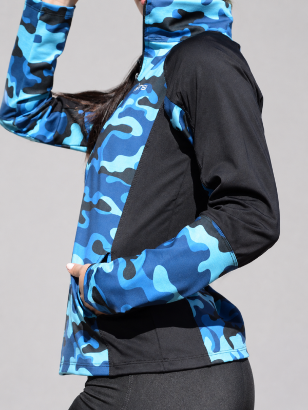 Campera Camo Azul - vista 2 Campera Camo Azul JAHNISI BAIRES vista 2